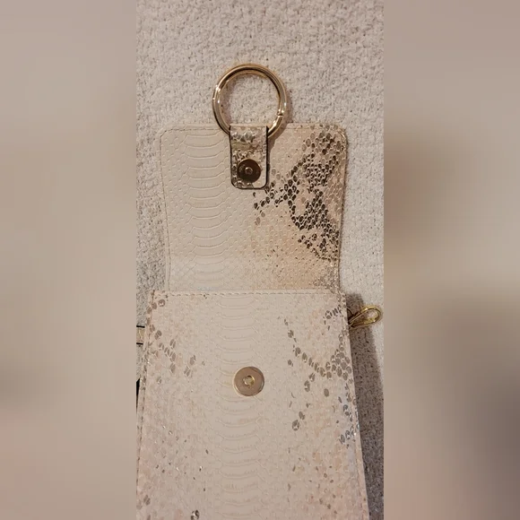 Cute crossbody - Picture 7 of 9